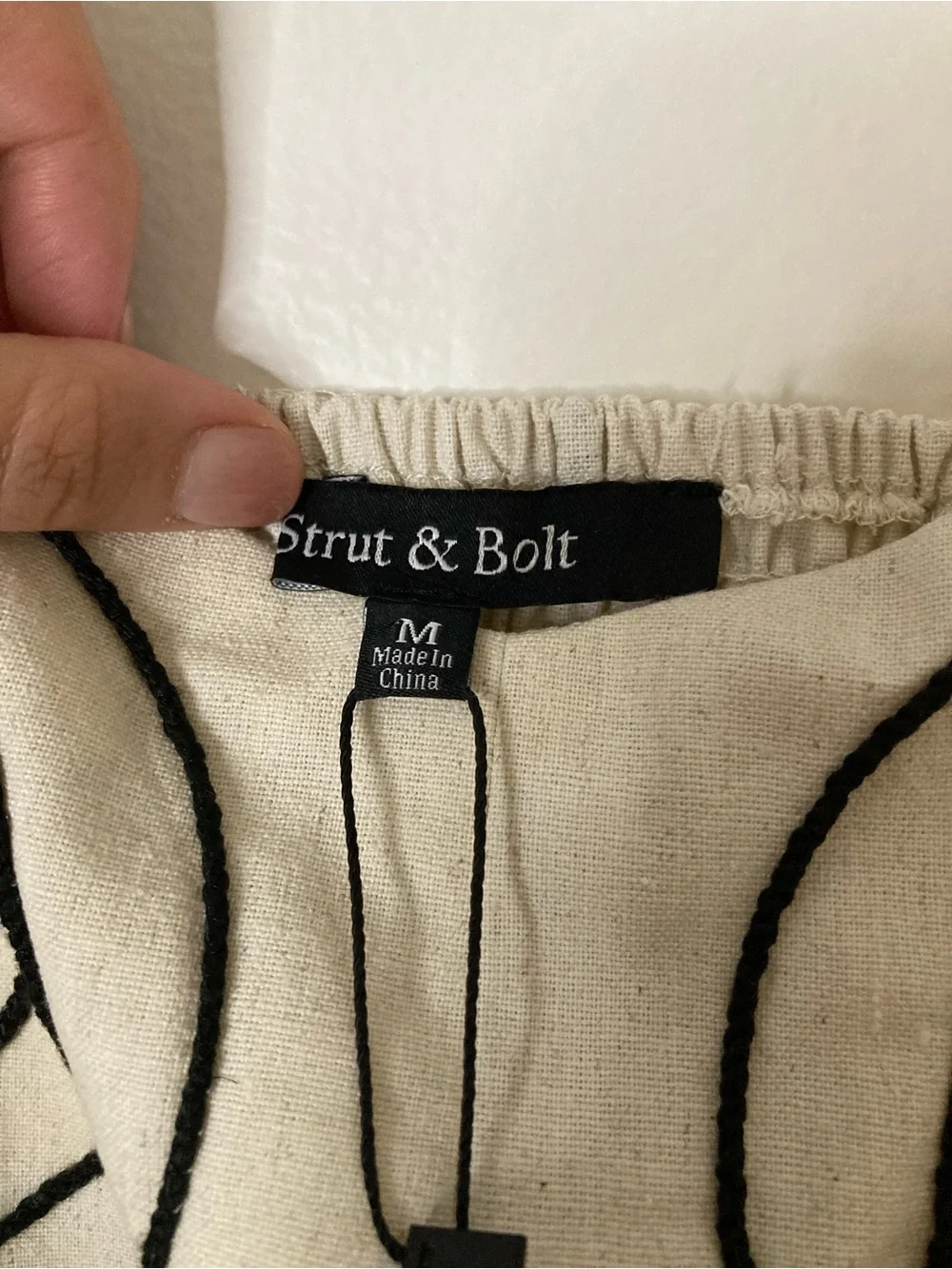 NWT Strut & Bolt Embroidered Ruffle Linen Crop Top M - Picture 4 of 11
